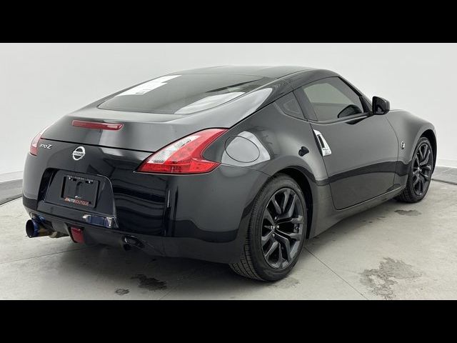 2017 Nissan 370Z Base