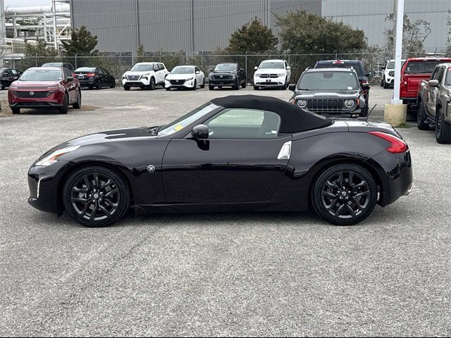 2017 Nissan 370Z Base