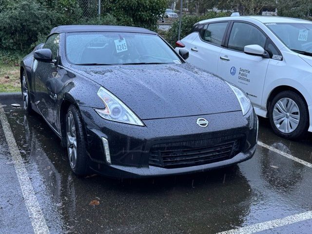 2017 Nissan 370Z Touring Sport