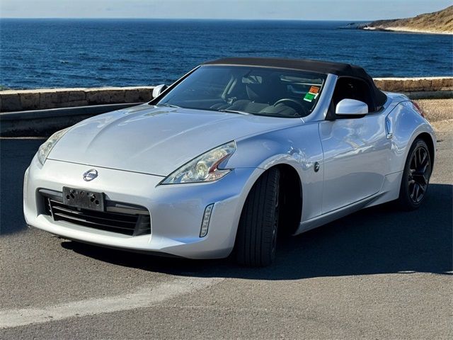 2017 Nissan 370Z Base