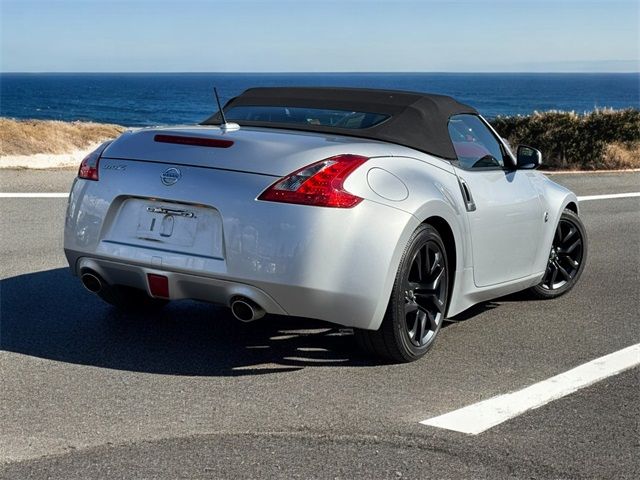 2017 Nissan 370Z Base