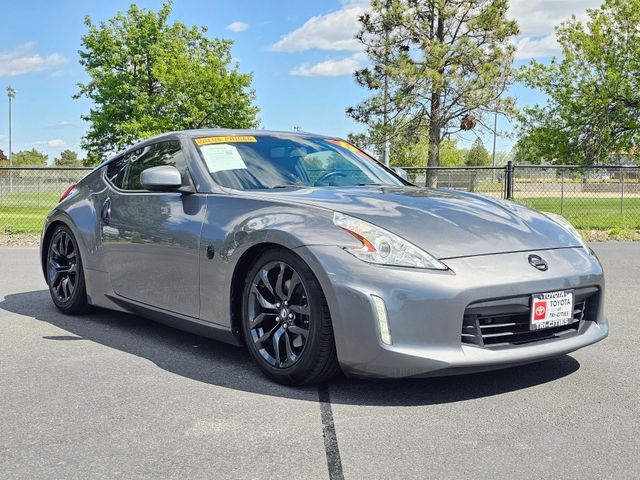 2017 Nissan 370Z Base