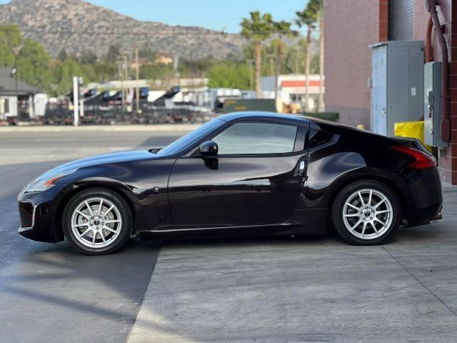 2017 Nissan 370Z Touring