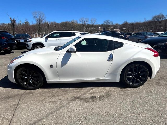 2017 Nissan 370Z Base