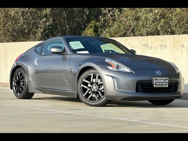 2017 Nissan 370Z Base