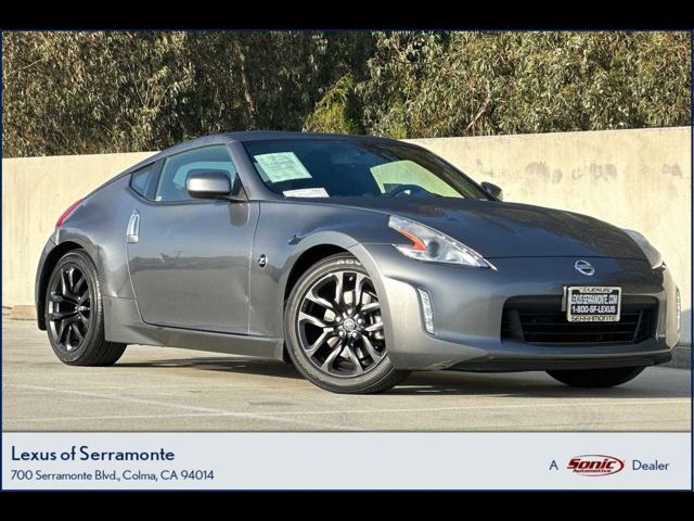 2017 Nissan 370Z Base