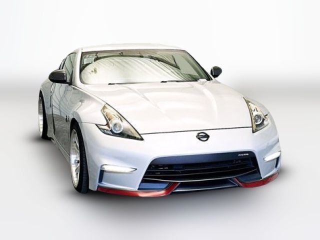 2017 Nissan 370Z NISMO