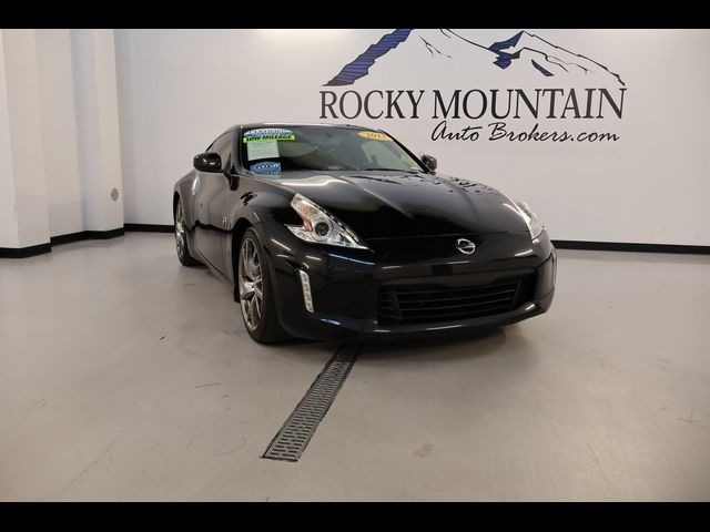 2017 Nissan 370Z Sport