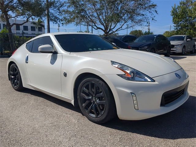 2017 Nissan 370Z Touring