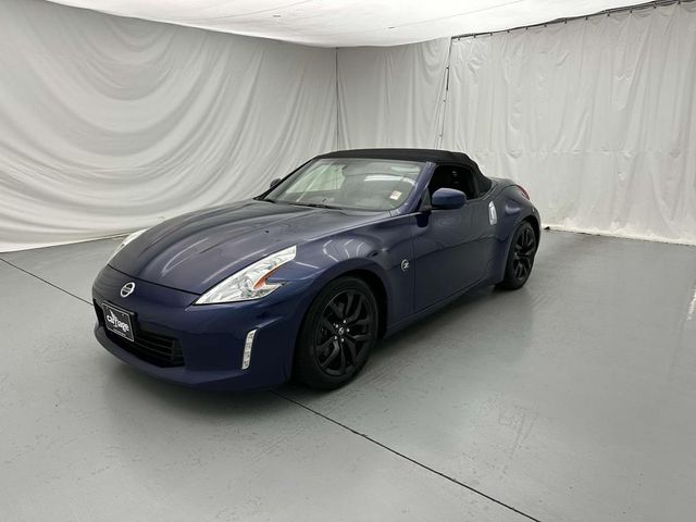 2017 Nissan 370Z Touring