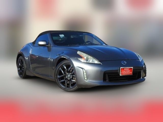 2017 Nissan 370Z Base