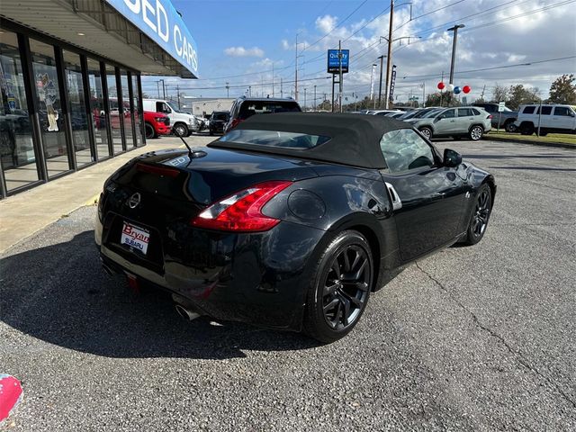 2017 Nissan 370Z Touring