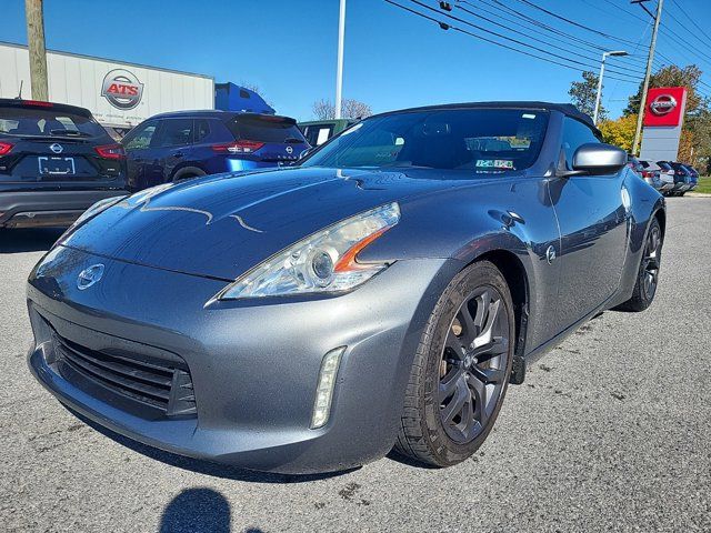 2017 Nissan 370Z Touring