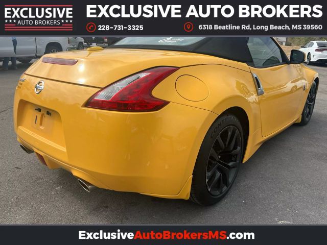 2017 Nissan 370Z Touring