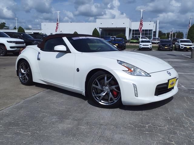 2017 Nissan 370Z Touring Sport