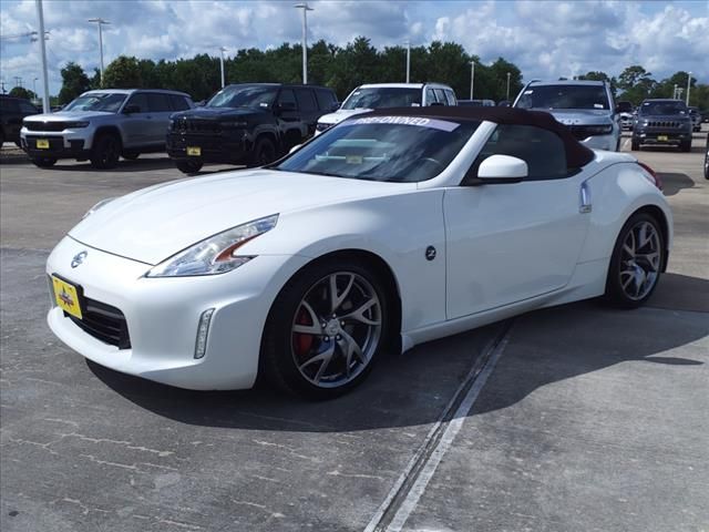 2017 Nissan 370Z Touring Sport