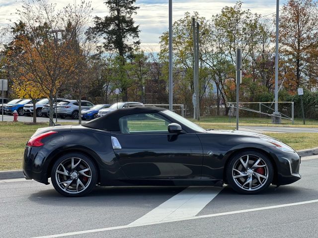 2017 Nissan 370Z Touring Sport