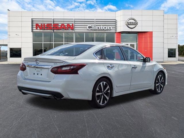 2017 Nissan Altima 2.5 SR