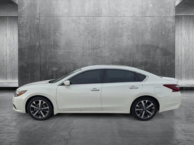 2017 Nissan Altima 2.5 SR