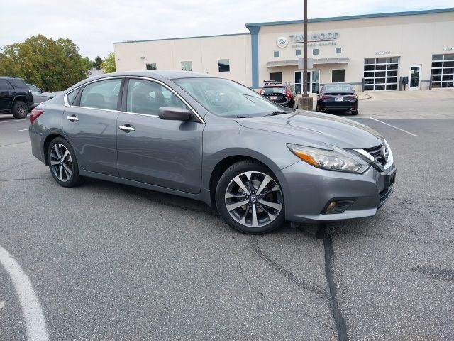 2017 Nissan Altima 2.5 SR