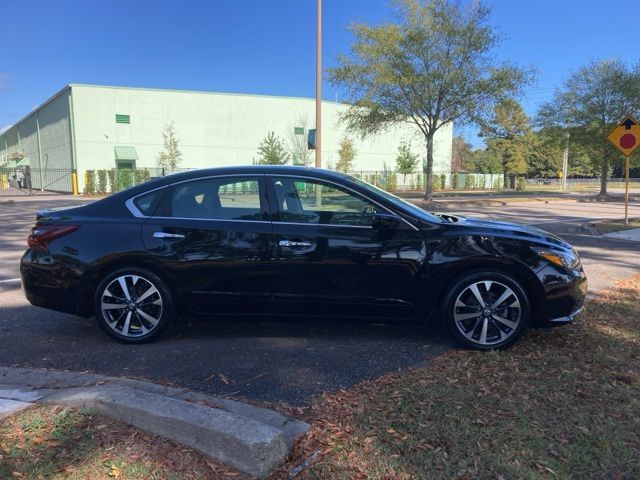 2017 Nissan Altima 2.5 SR