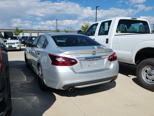 2017 Nissan Altima 2.5 SR