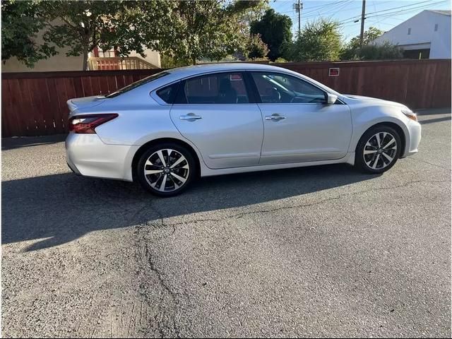 2017 Nissan Altima 2.5 SR