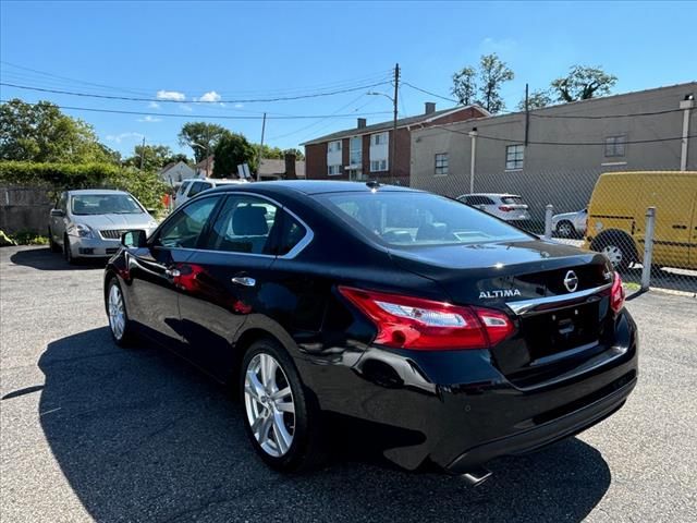 2017 Nissan Altima 3.5 SL