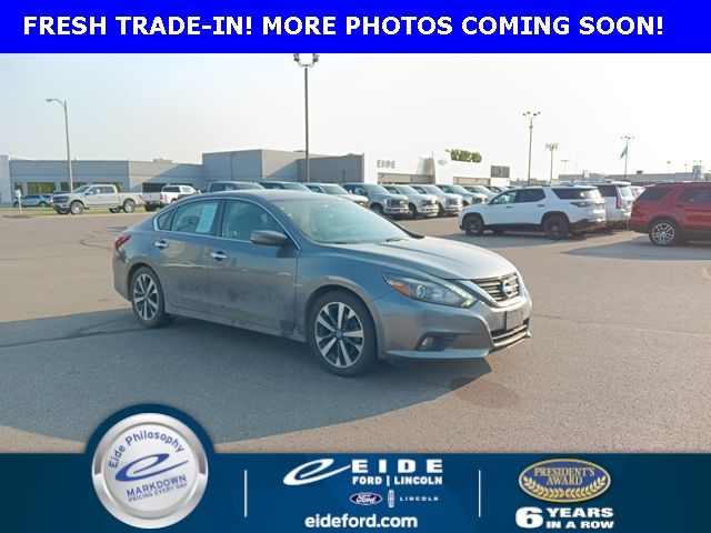 2017 Nissan Altima 3.5 SR