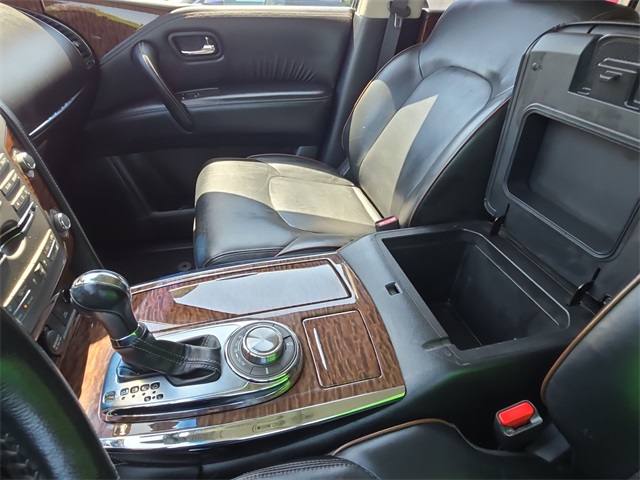 Vehicle image 22 of 39