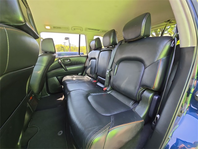 Vehicle image 24 of 39