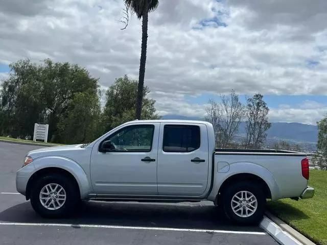 2017 Nissan Frontier SV V6