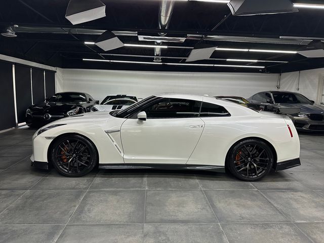 2017 Nissan GT-R Premium