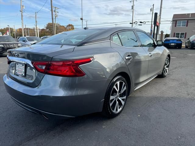 2017 Nissan Maxima S