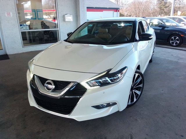 2017 Nissan Maxima SR