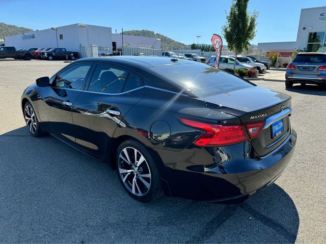 2017 Nissan Maxima Platinum