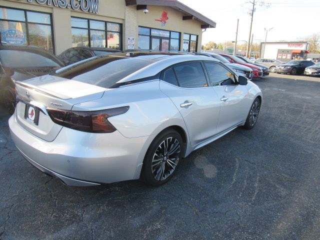 2017 Nissan Maxima Platinum