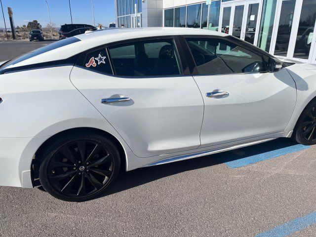 2017 Nissan Maxima SR