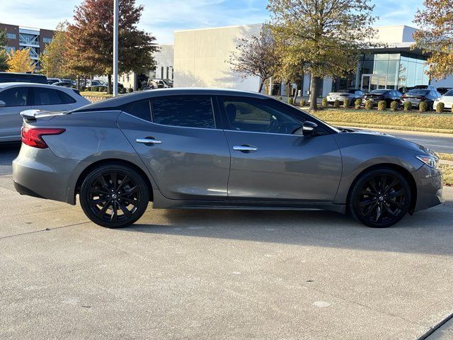 2017 Nissan Maxima SR