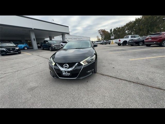 2017 Nissan Maxima SR