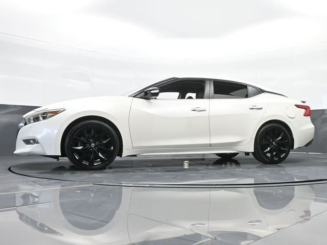 2017 Nissan Maxima SR