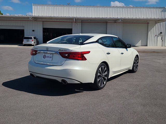 2017 Nissan Maxima SR