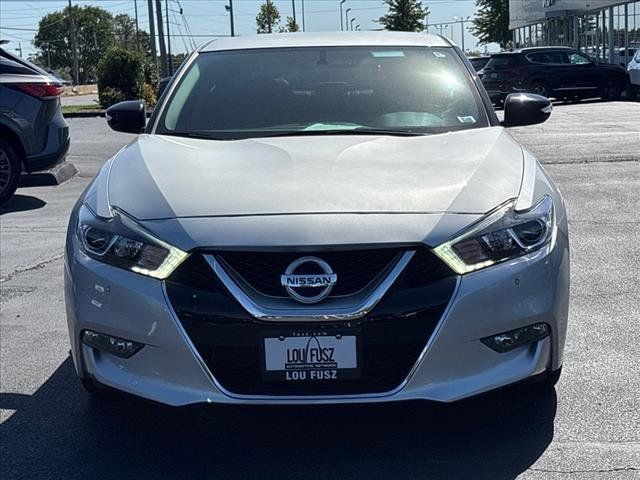 2017 Nissan Maxima SR