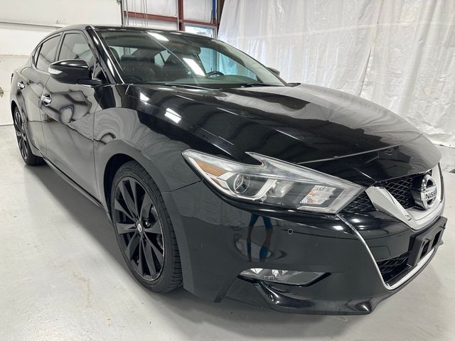 2017 Nissan Maxima SR