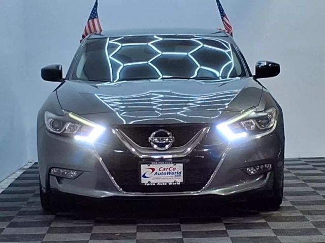 2017 Nissan Maxima S