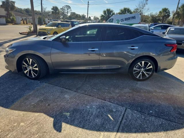 2017 Nissan Maxima S