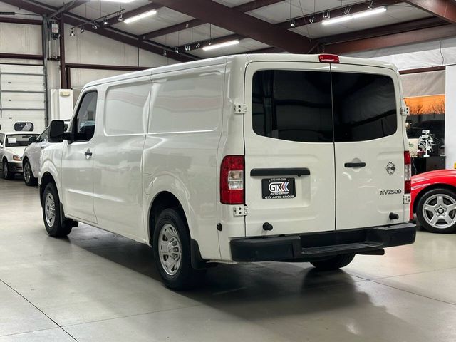 2017 Nissan NV SV