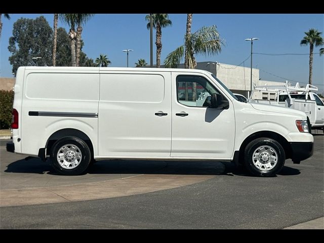 2017 Nissan NV SV