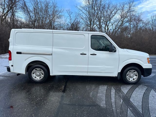 2017 Nissan NV SV