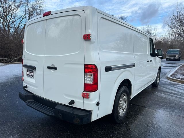 2017 Nissan NV SV